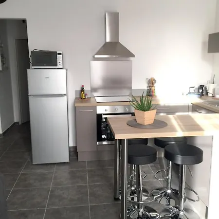 Apartment Avenue Gambetta - 6 Hyeres